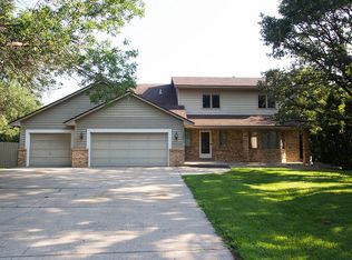12371 Holly St NW, Coon Rapids, MN 55448