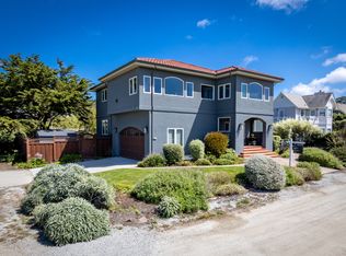 301 Alameda Ave, Half Moon Bay, CA 94019