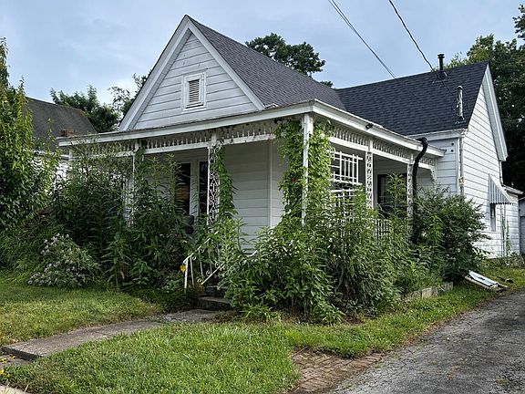 2nd image of 414 Breckenridge St