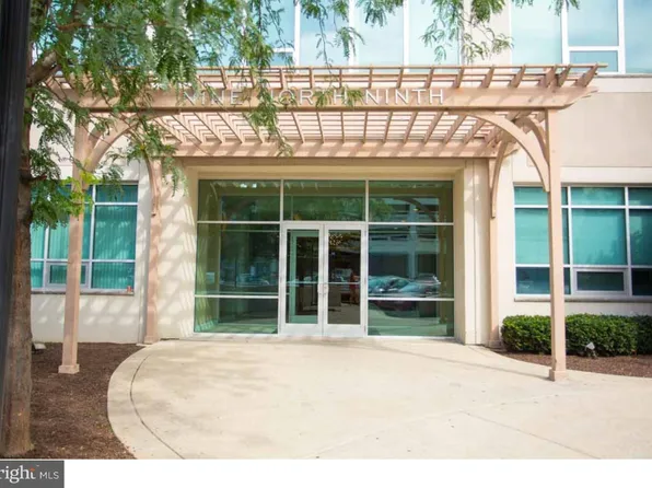 811-1 Filbert St, Philadelphia, PA