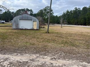 585 Jekyll Rd SE, Baxley, GA 31513