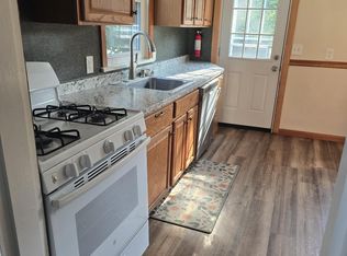 19 School St, Washington, NJ 07882