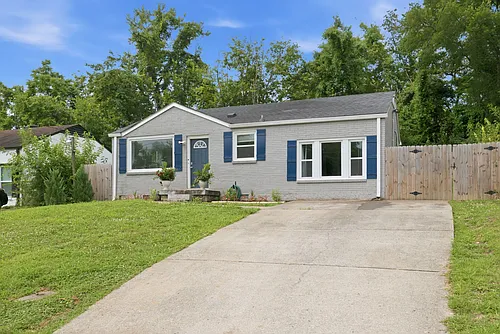 3223 Panorama Dr Photo 1