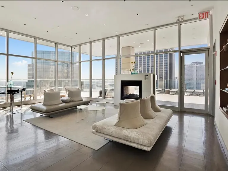 75 Wall St #19Q — Photo 22