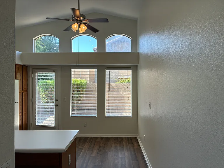 1319 W Escuda Rd — Photo 9