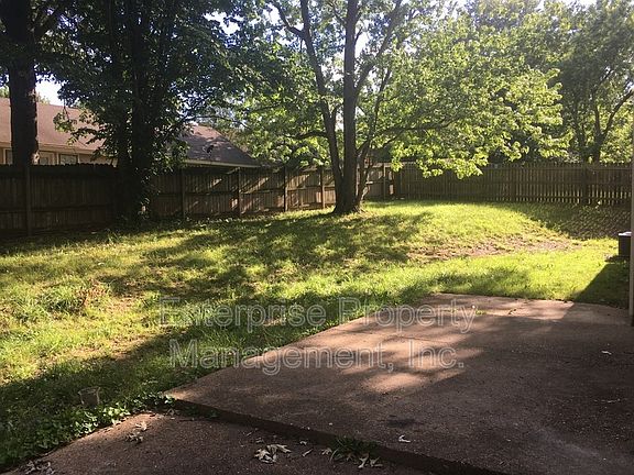 4th image of 7019 Shadow Oaks Dr