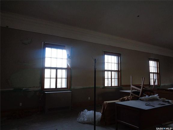 5th image of 700 Centre St Unit 3