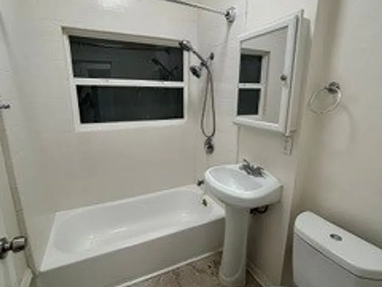 RCG 722 Hartford LLC — Photo 49