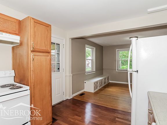 5th image of 2405 Golf Dr