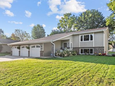 2378 Hauer Trl, Shakopee, MN, 55379