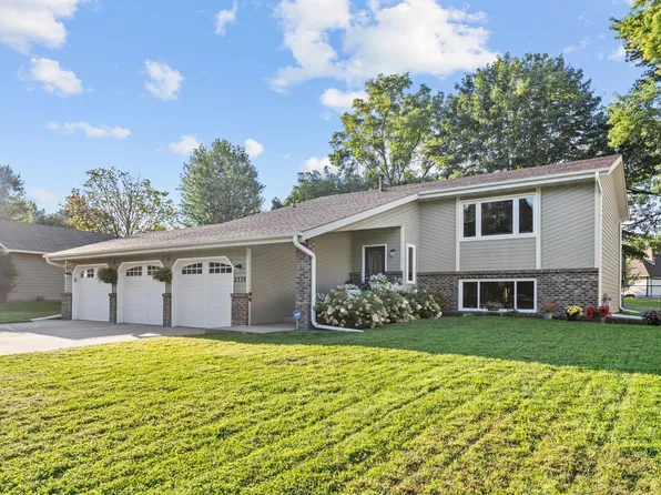 2378 Hauer Trl, Shakopee, MN 55379
