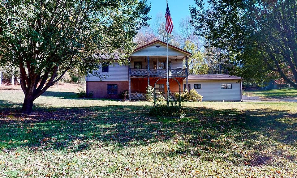 1st image of 215 County Road 968 E