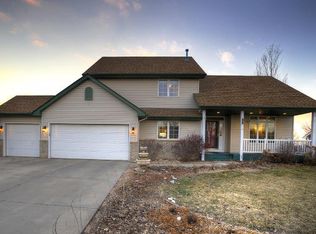 4963 River Oaks Rd, Rockford, MN 55373