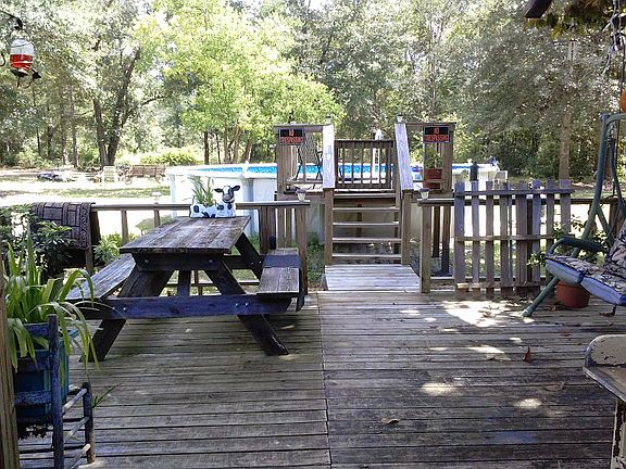 Onto deck from Kitchen