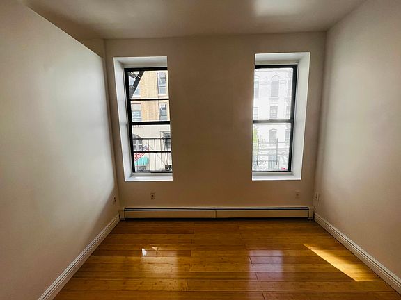 5th image of 344 W 52nd St APT 3