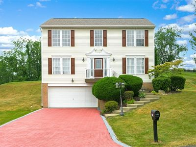 107 Valley View Dr, Rostraver Township, PA, 15012