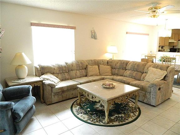 4th image of 1127 Alfredo Ave