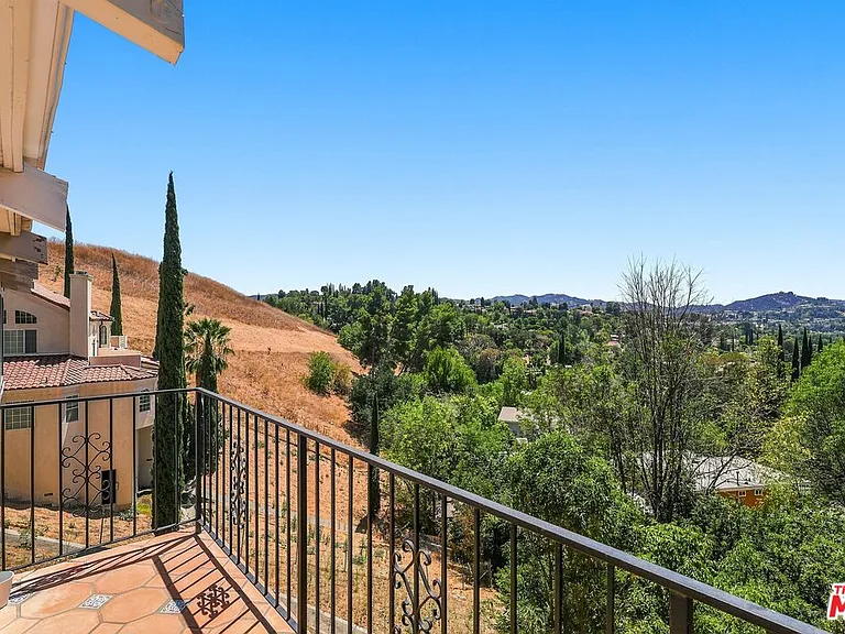 4613 Reforma Rd — Photo 27