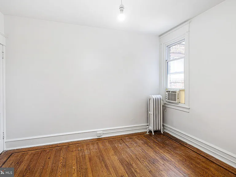 5361 Morse St — Photo 25
