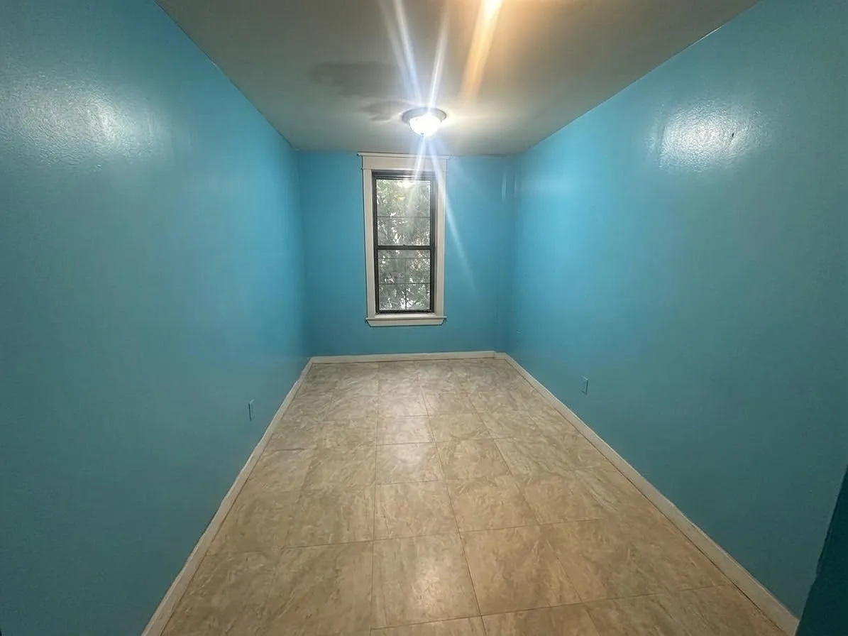 2 bed, 680 sqft, $2,784 — Photo 4