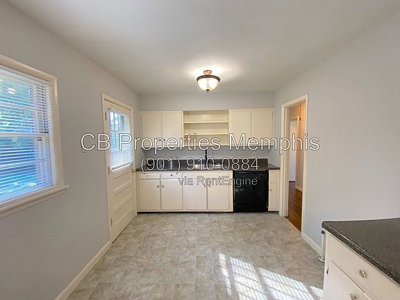 2nd image of 1802 Dorrie Ln