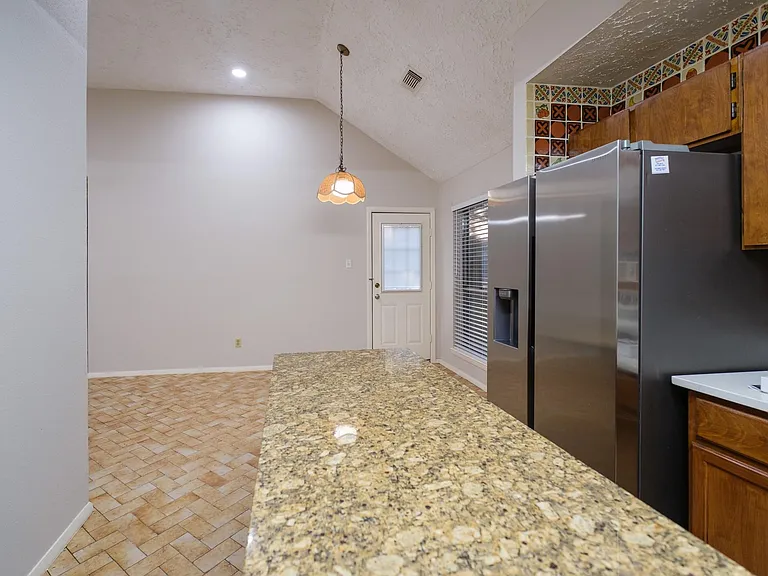 7521 Brookleaf Dr — Photo 6