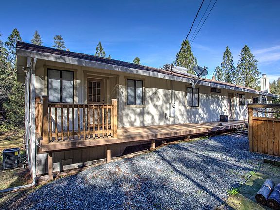2nd image of 15689 Ponderosa Ln