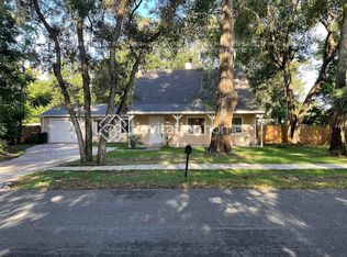 311 Stanley Bell Dr, Mount Dora, FL 32757