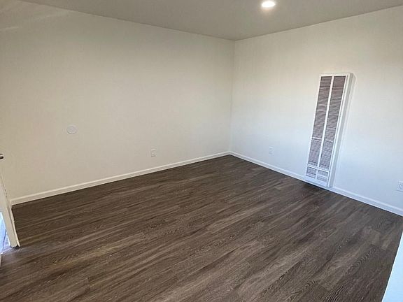 3rd image of 2580 C St