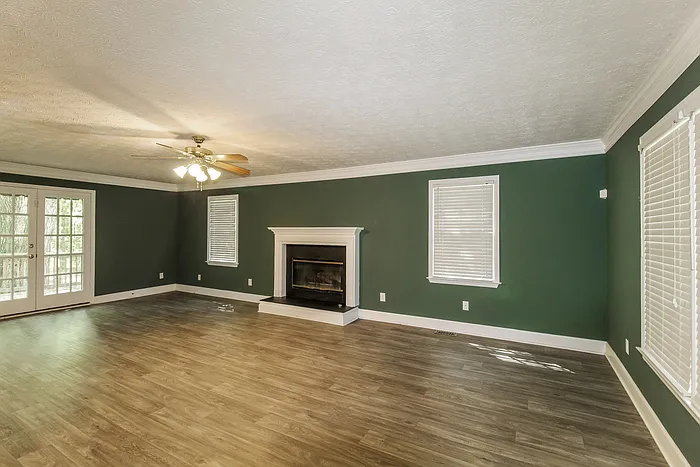 2945 Camary Place Dr SE — Photo 2