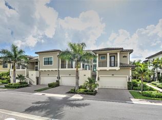 2488 Breakwater Way #13-102, Naples, FL 34112