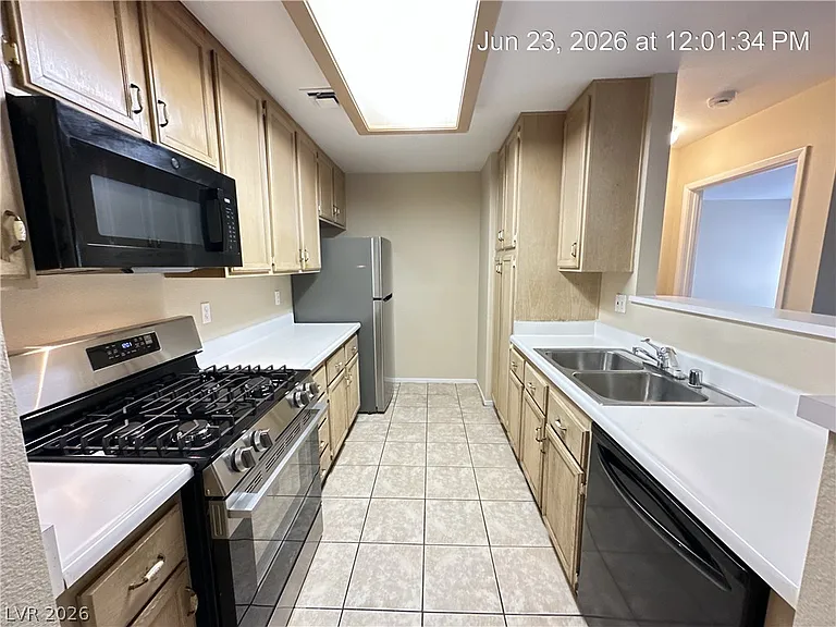 4873 S Torrey Pines Dr #103 — Photo 10