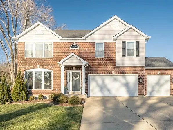 4381 Meadowgreen Estates Dr, Saint Louis, MO 63129