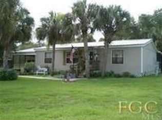 890 Bennett Ave, Labelle, FL 33935