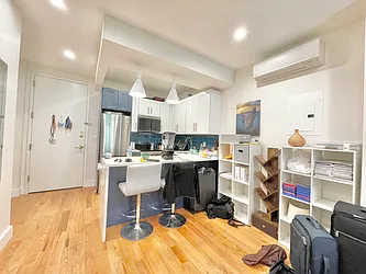 Rented by Doorway NYC, LLC