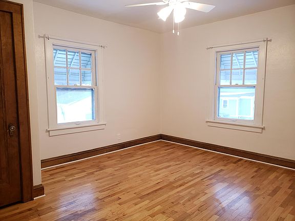 3rd image of 335 W Cortland Ave APT 2
