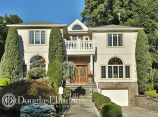 15 Ridge Pl, Bronx, NY 10803