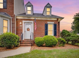 2030 W Manor Ct #2030, Kingsport, TN 37660