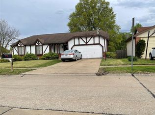 3888 Hope Haven Dr, Florissant, MO