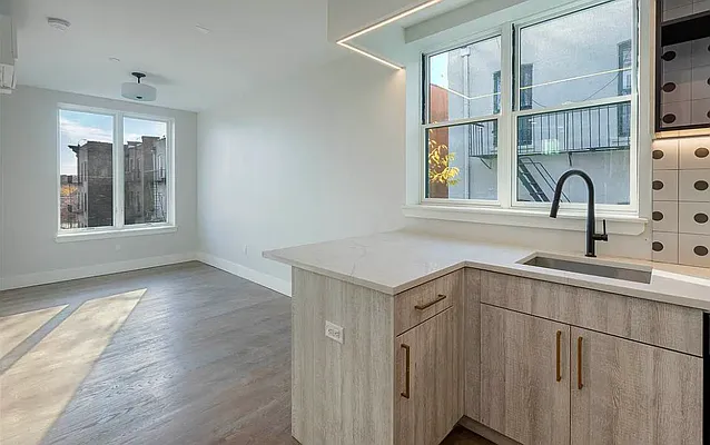 Rented by Stuyvesant Heights Realty Corp | media 3