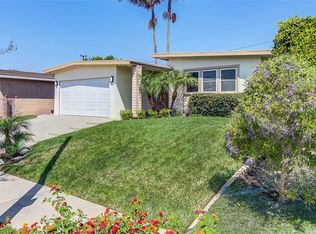 925 Marvista Ave, Seal Beach, CA 90740