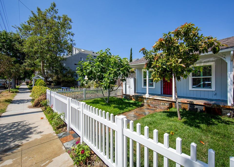 1071 Newport Ave Long Beach CA Zillow