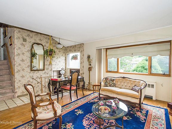 4th image of 9 Walter Ln