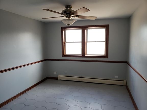 3rd image of 5654 W Goodman St #2