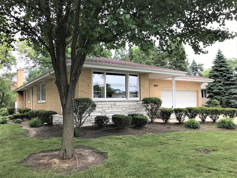 1st image of 4116 W 105th St