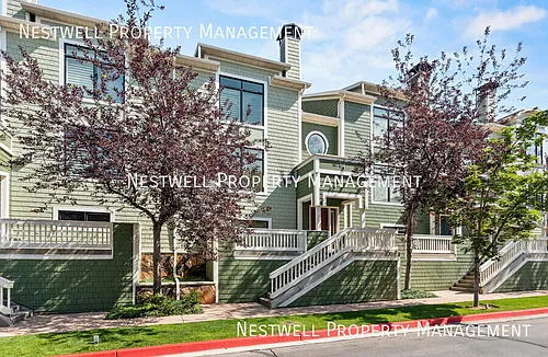 114 W Village Ln Photo 1