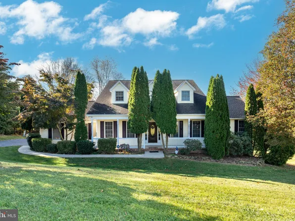 271 Reams Dr, Westminster, MD 21158