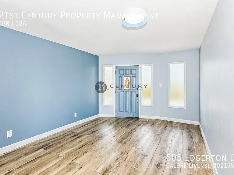 505 Edgerton Dr — Photo 4