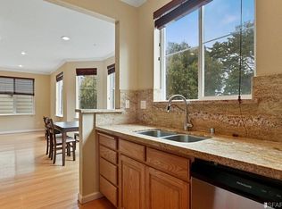 172 Serra Ln, Daly City, CA 94015