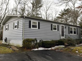109 Doolittle Ln, West Wareham, MA 02576